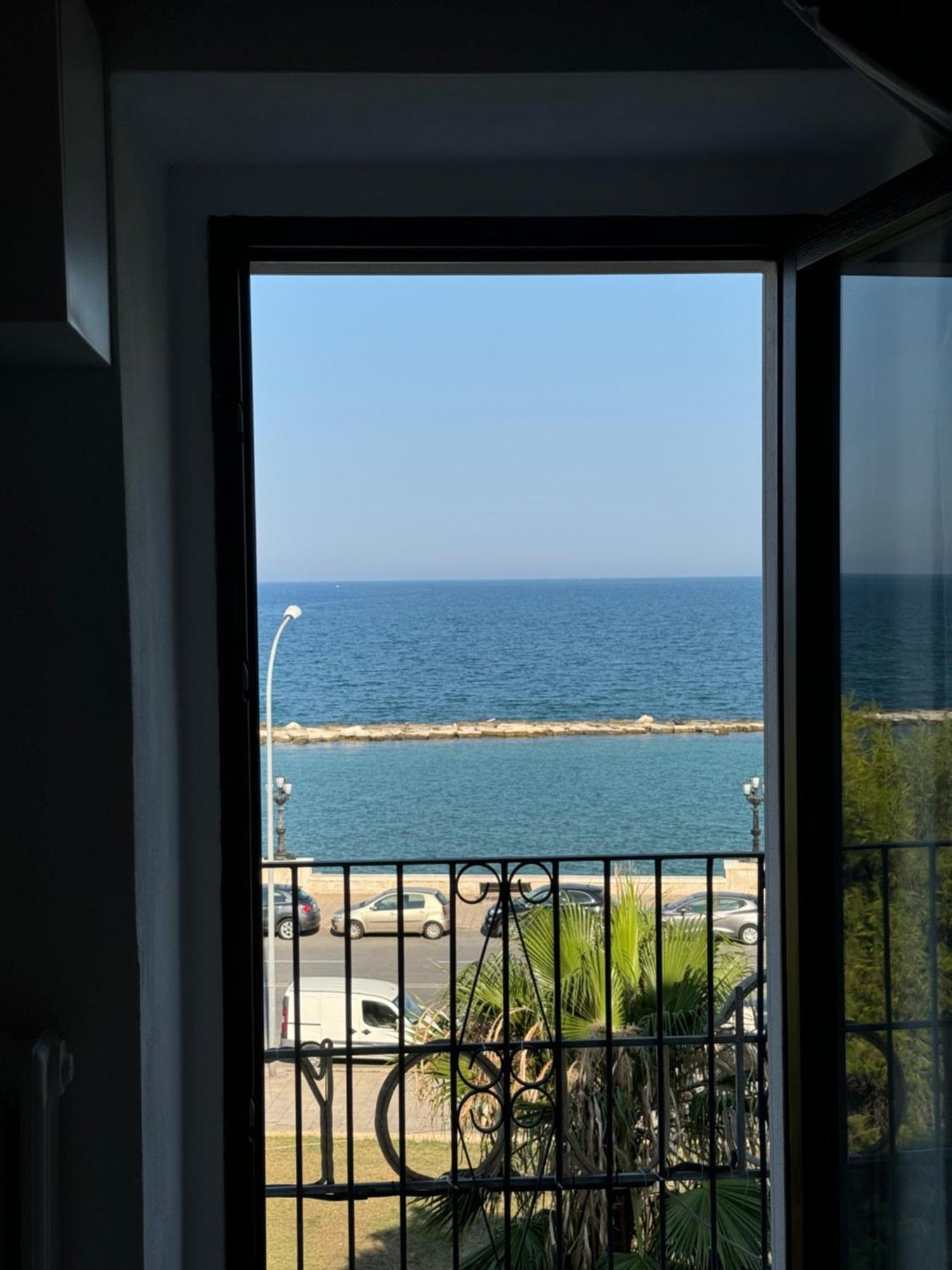 Altemura Suites Бари Экстерьер фото