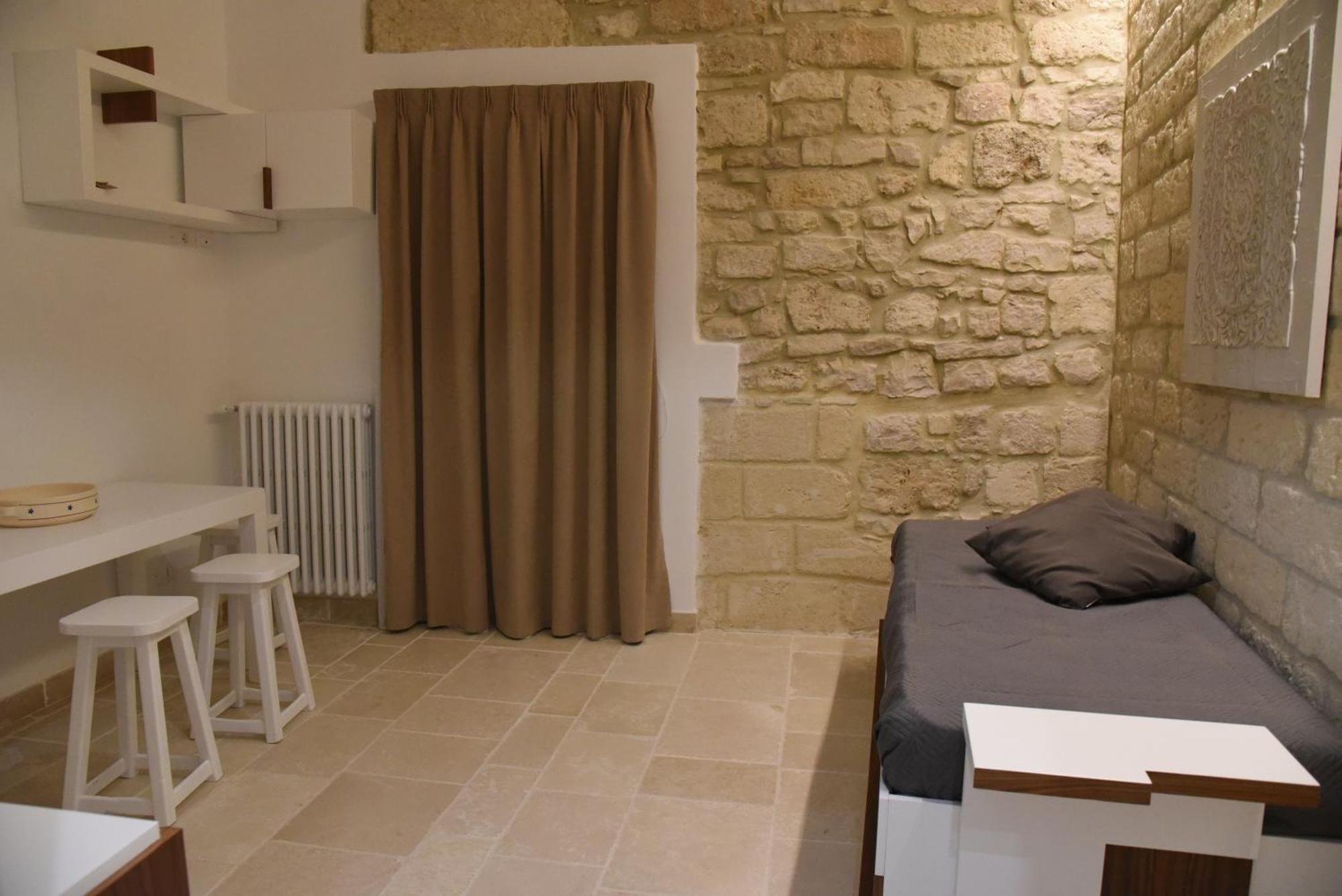 Altemura Suites Бари Экстерьер фото