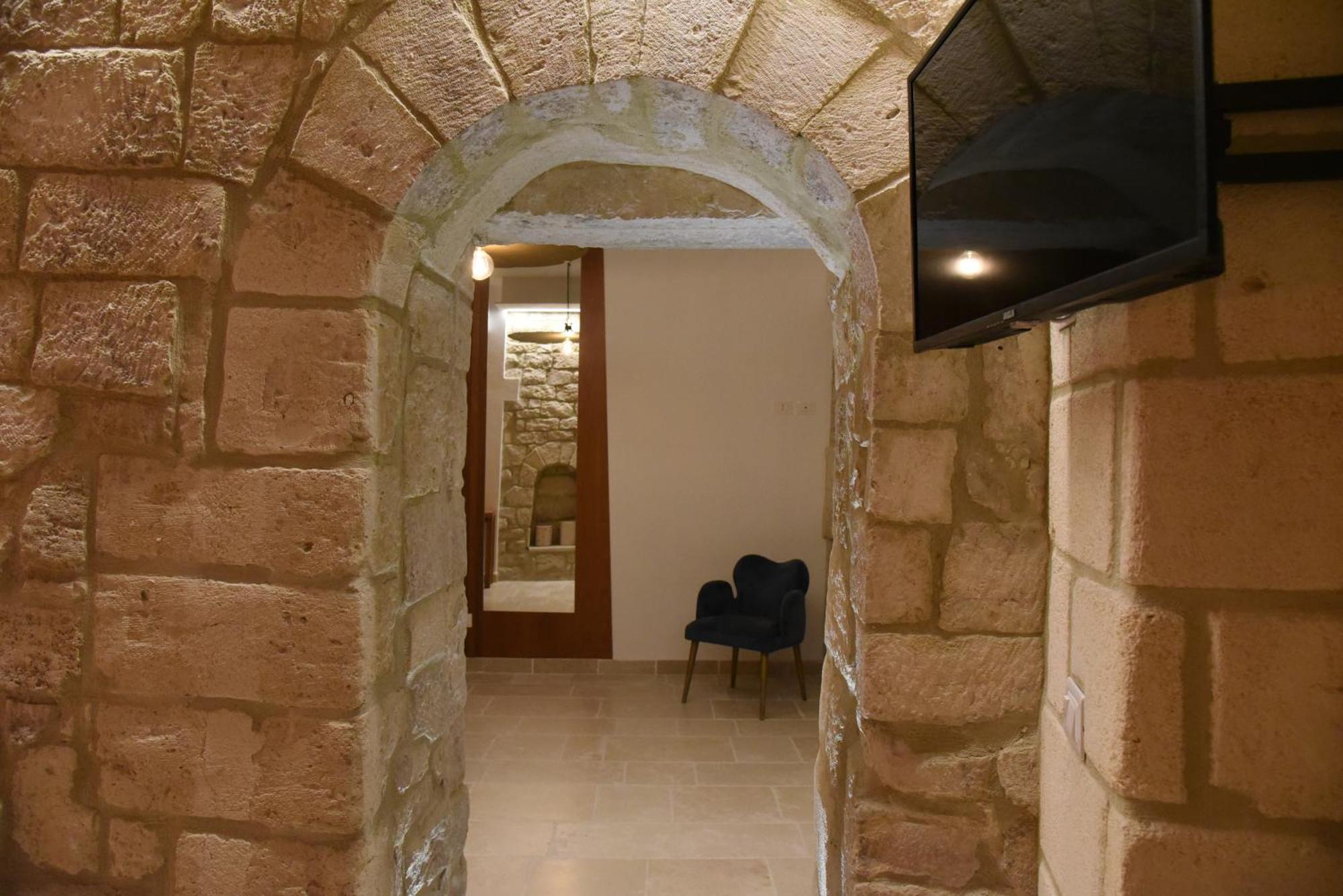 Altemura Suites Бари Экстерьер фото