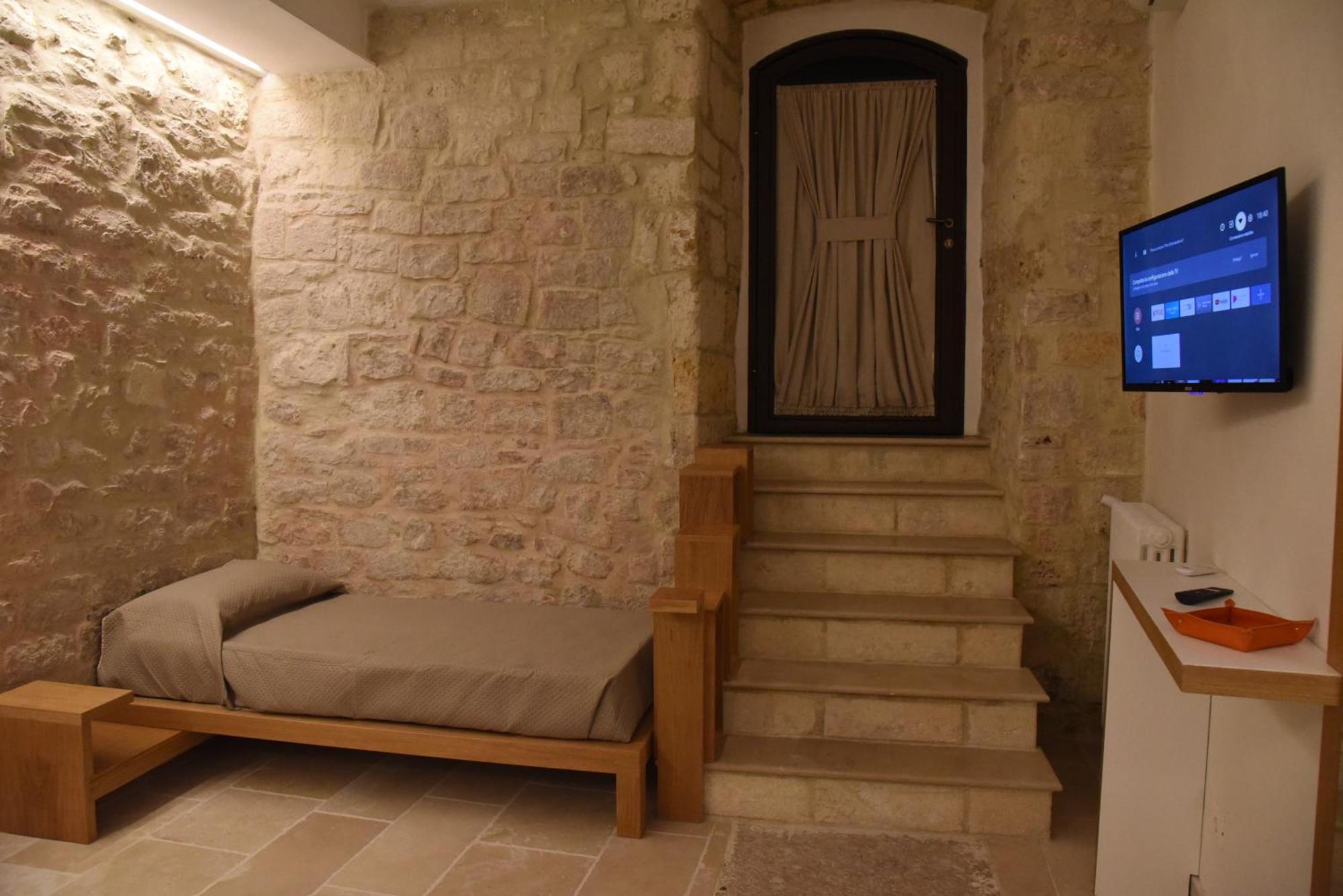 Altemura Suites Бари Экстерьер фото