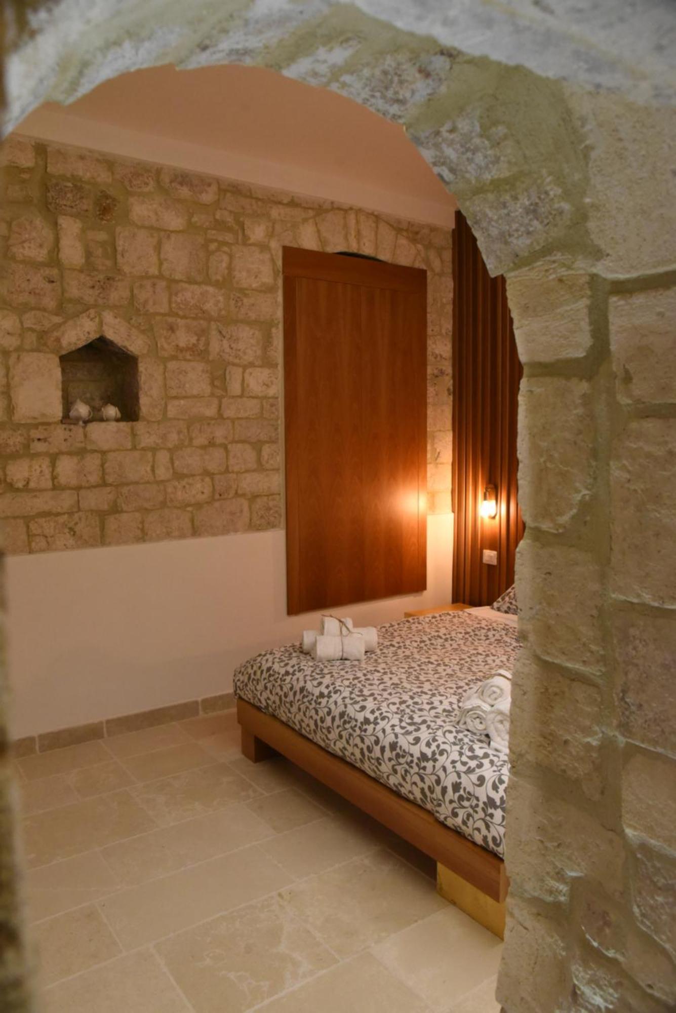 Altemura Suites Бари Экстерьер фото