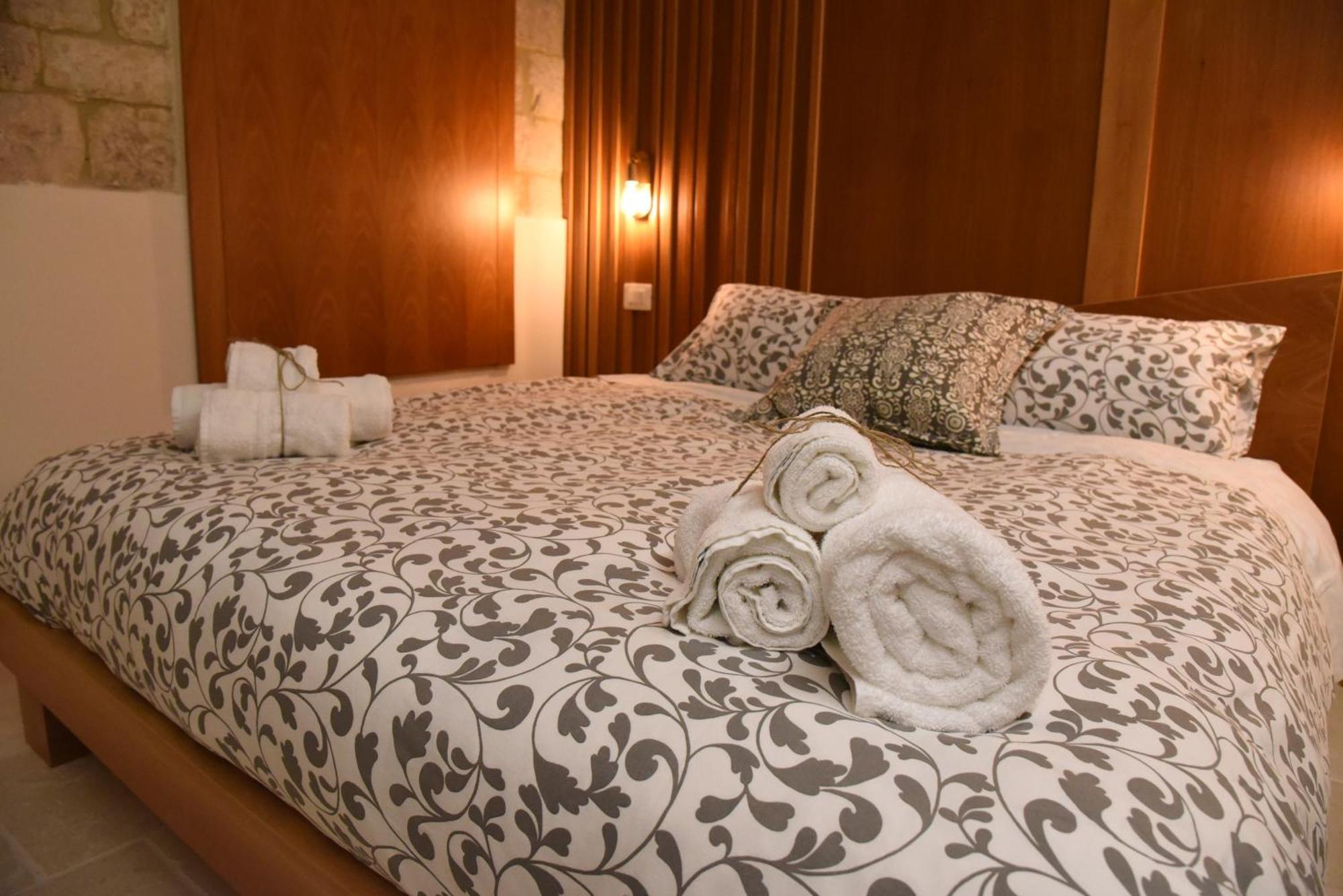 Altemura Suites Бари Экстерьер фото