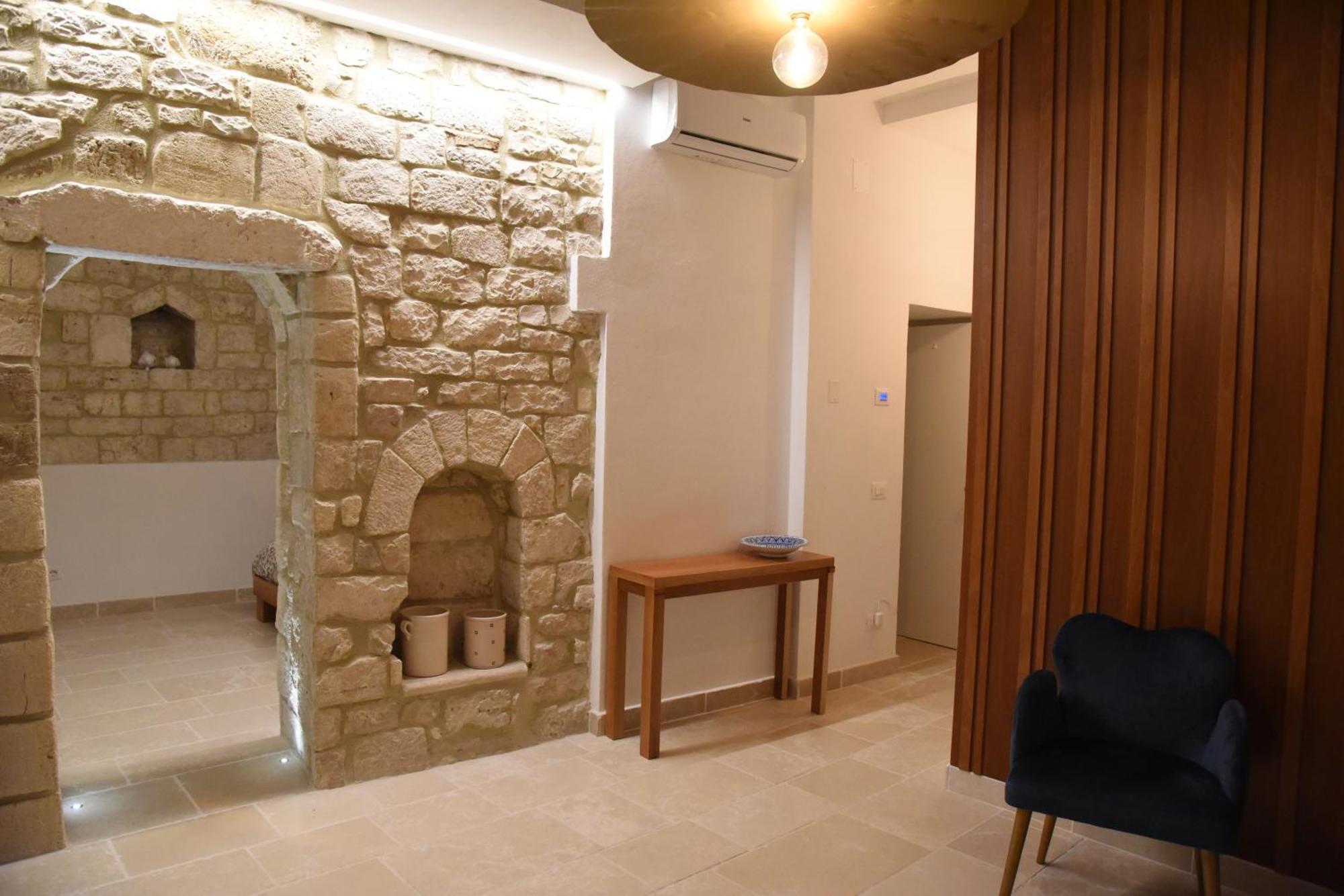 Altemura Suites Бари Экстерьер фото